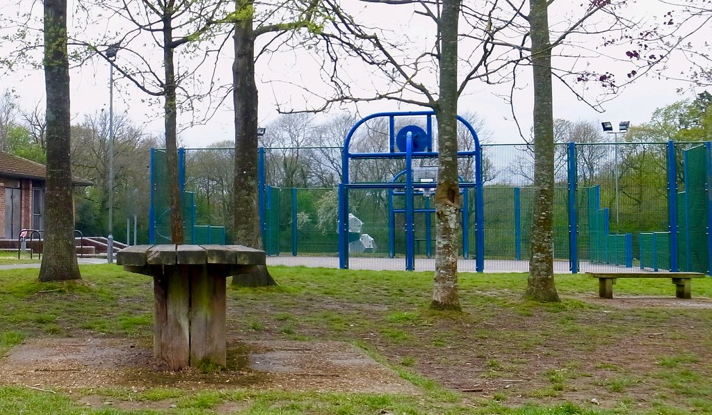 Table and bench 128*365 (3*859) Sadly, the table no longer… Flickr