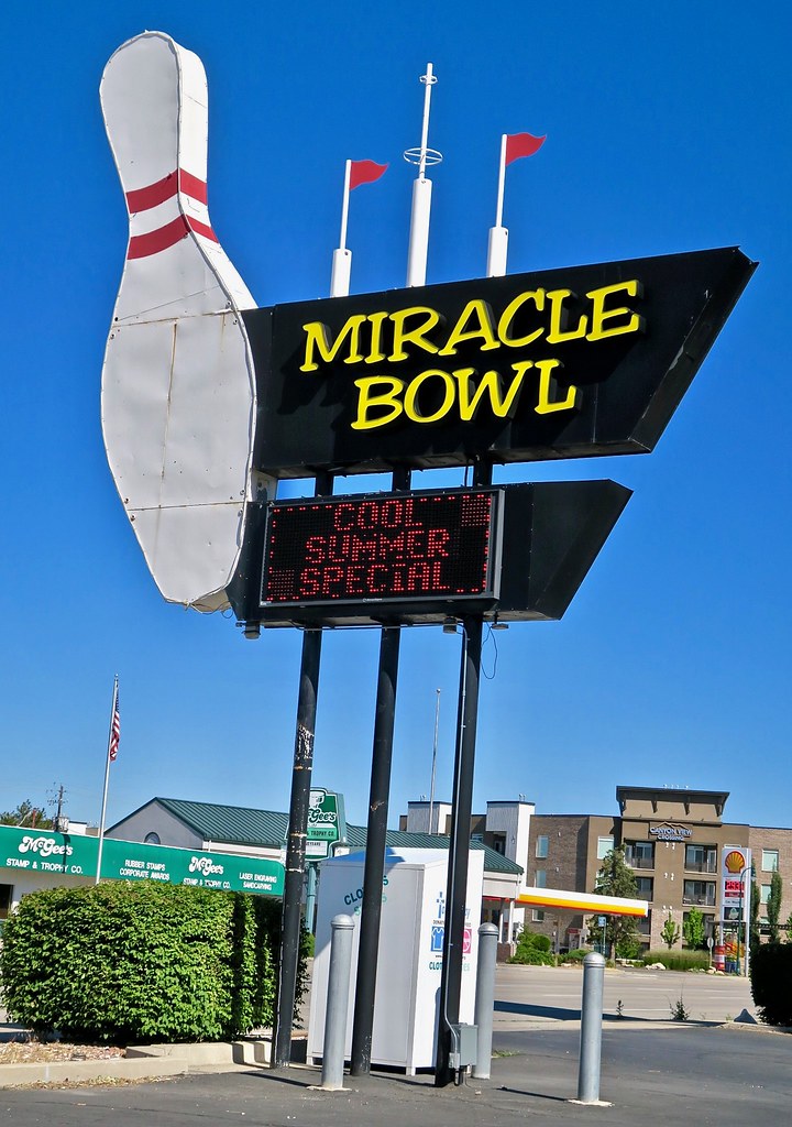 Miracle Bowl, Orem, UT Miracle Bowl, 1585 South State Stre… Flickr