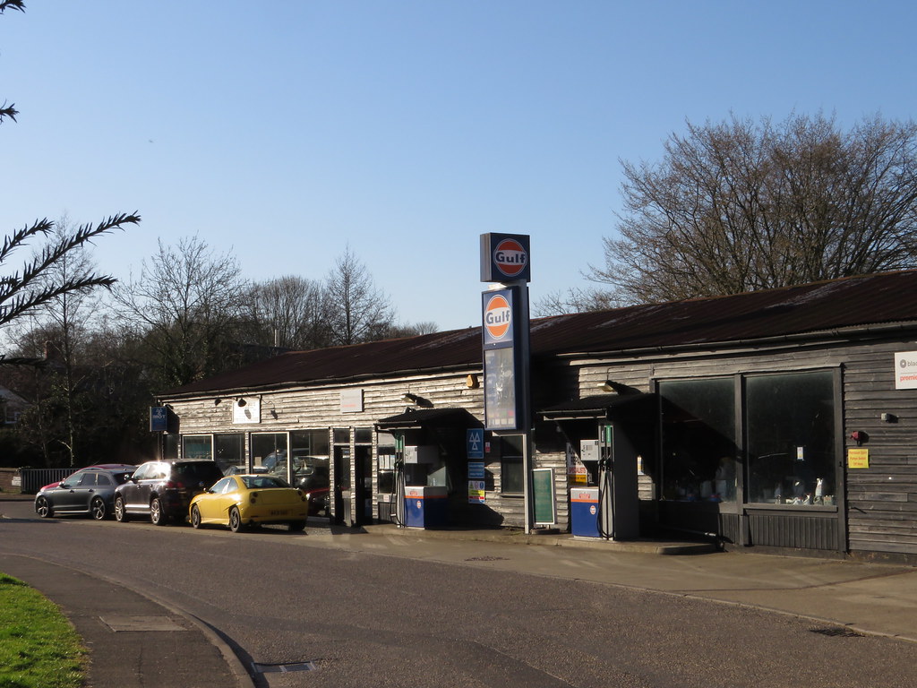 Gulf Howard Watts Garage, Boxford, Suffolk 5 I've posted… Flickr