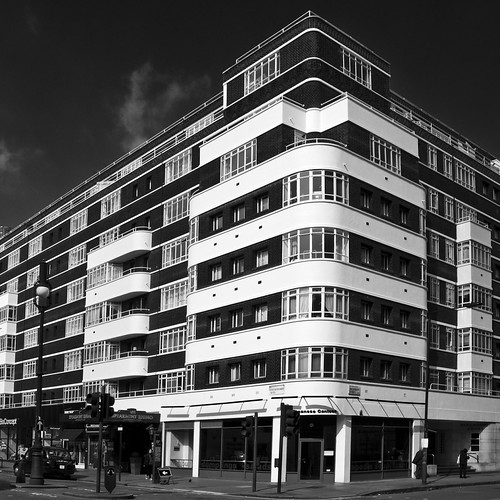 Paramount Court Joseph Pearson Flickr