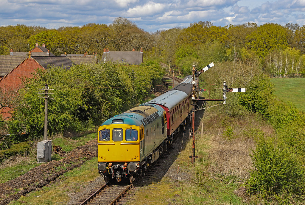 33201 Market Bosworth 33201 approaches Market Bosworth, … Flickr