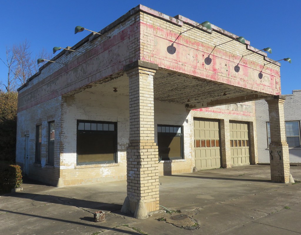 Old Magnolia Service Station (Beebe, Arkansas) Beebe is lo… Flickr