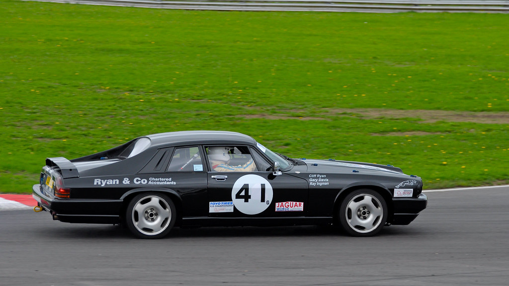 Citroën 2CV And Other Classes 24hr Race Weekend… Flickr