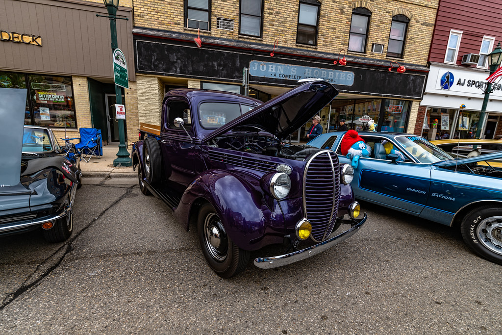 Hartford Car Show 2021 Car show in downton Hartford, WI on… Flickr