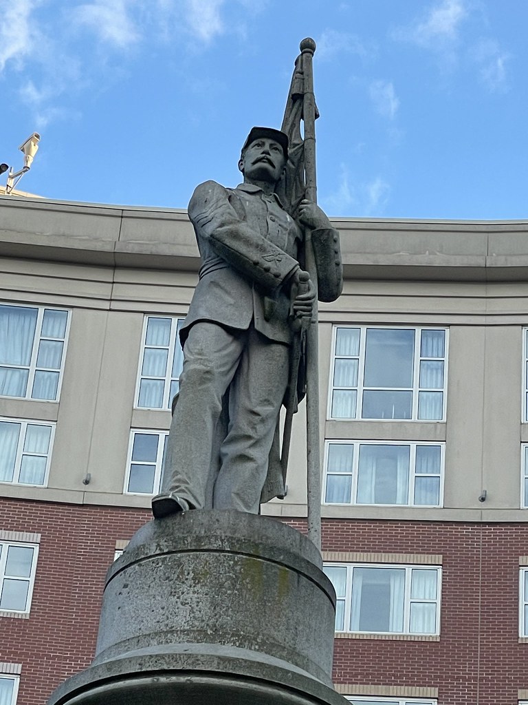 NJ New Brunswick Monument Square Park The Civil War Mon… Flickr
