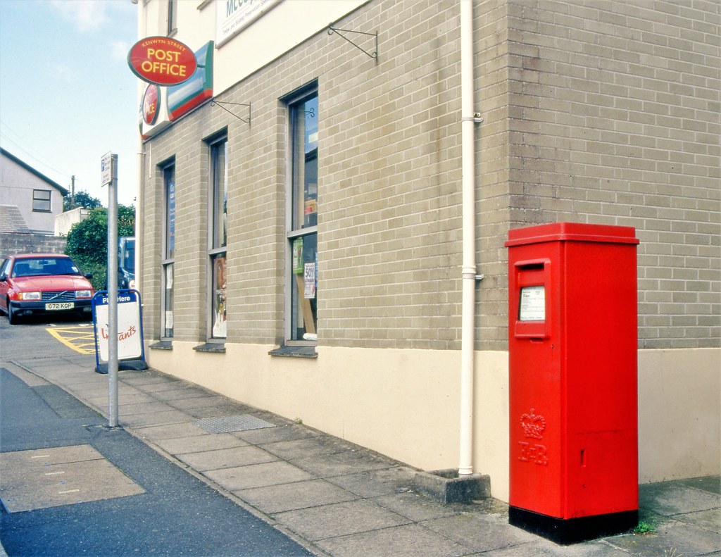 Truro Kenwyn Street Post Office, August 2005; I can find n… Flickr