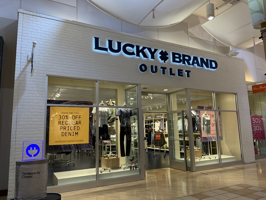 Lucky Brand Outlet Lucky Brand Outlet 2700 Potomac Mills C… Flickr