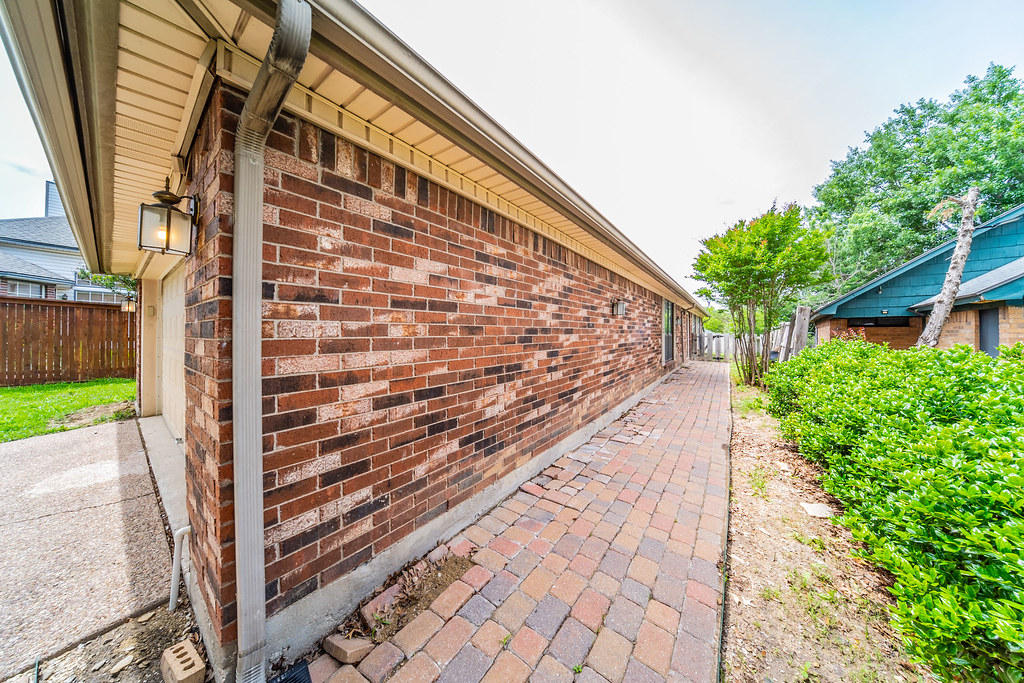 1416024 10304 Holly Grove Drive Fort Worth, TX 76108 Brent Eckley