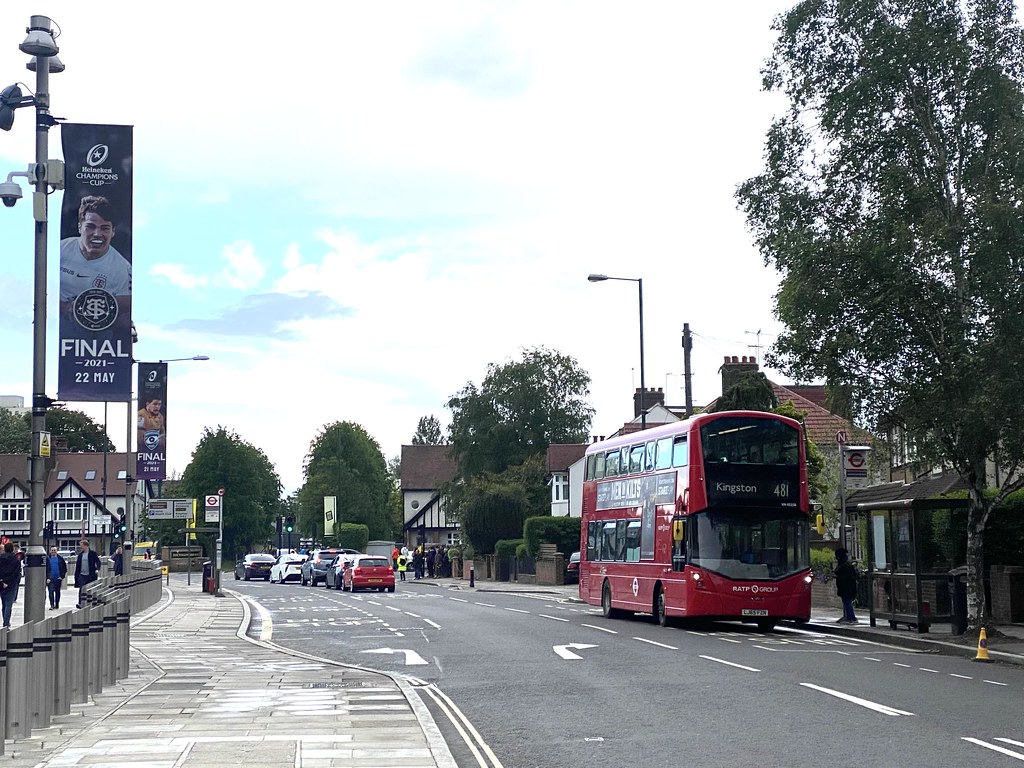 London United (Fulwell) VH45156 at Twickenham Stadium on S… Flickr