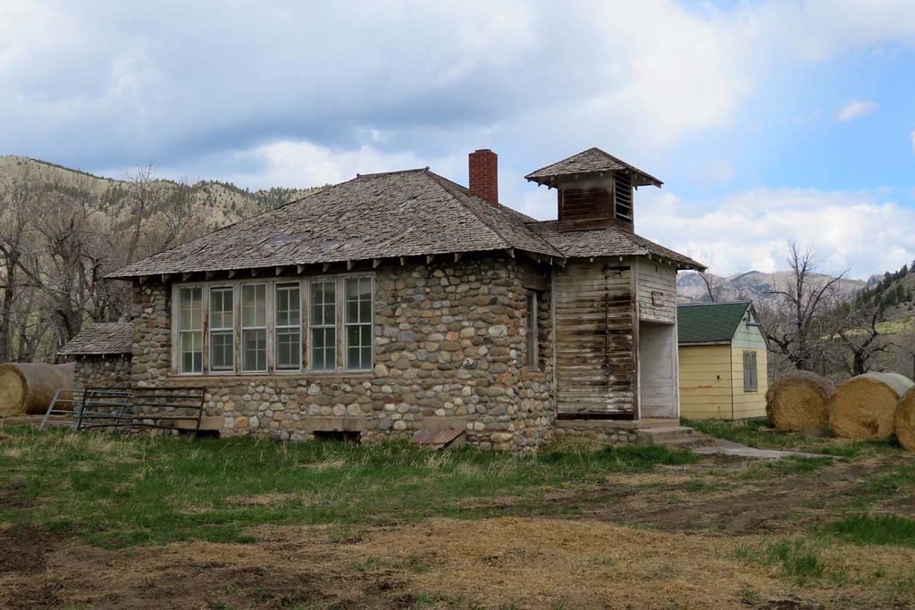 Limestone School The former Limestone School building, fou… Flickr