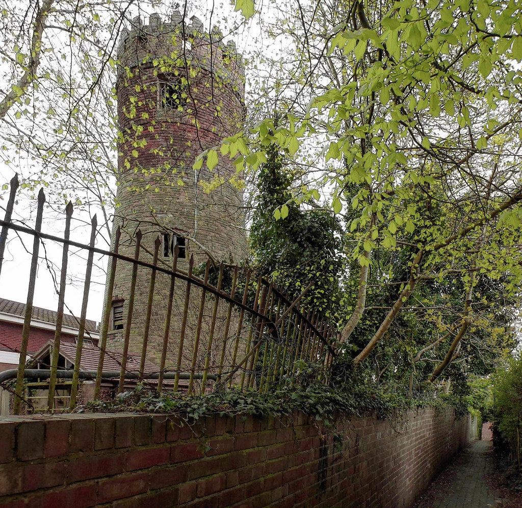 Walsall's Hidden Gem The Highgate Windmill, less than a mi… Flickr
