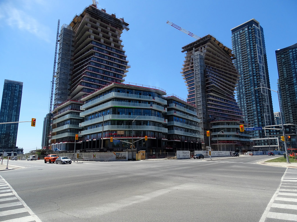 M City M1 Condos (3980 Confederation Parkway, Rogers Real… Flickr