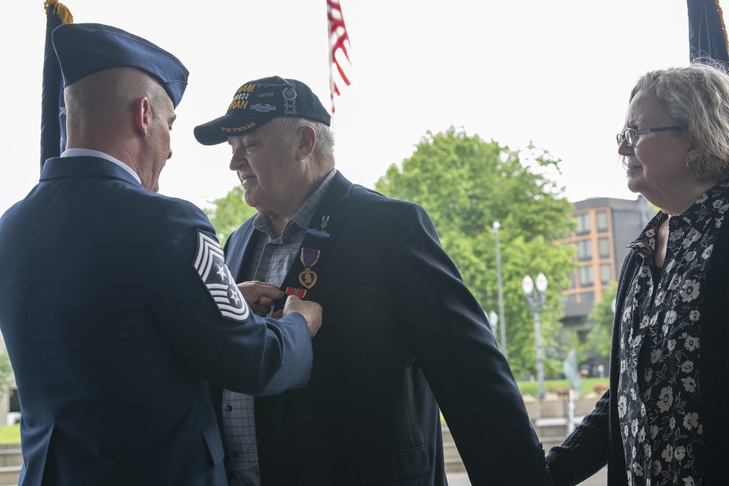 Bronze Star Medal with Valor presented to Gerald J. Kaweck… Flickr