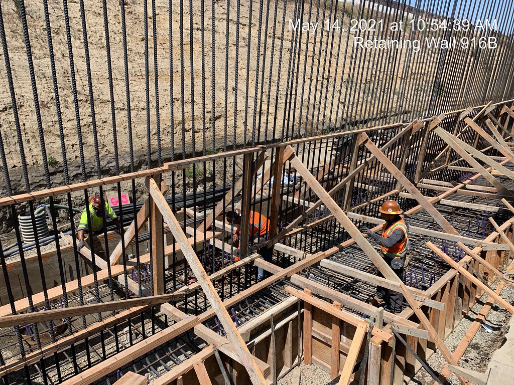 210514_STR_NEH_RW916B_Footing_Rebar Retaining Wall 916B CMC I405