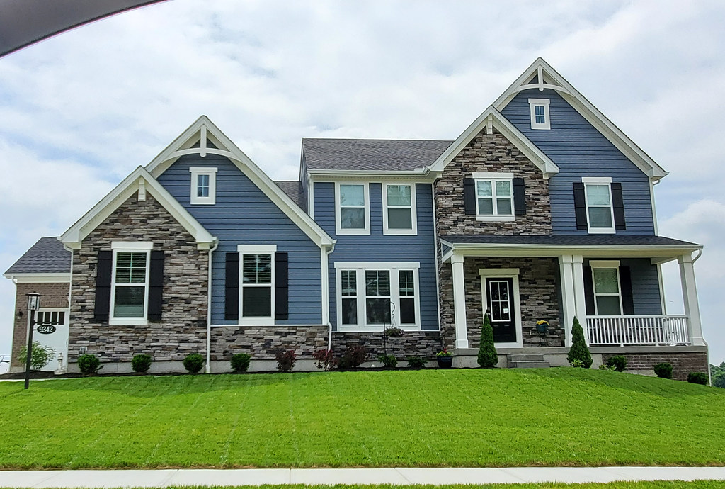 Shiloh Falls brick, pennsylvania ledgestone, favorite flan… Flickr