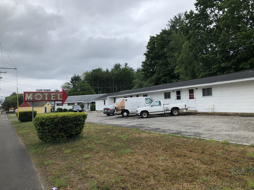 Lun Hing Motel, West Concord, NH 1988 Chevy S10 This prop… Flickr