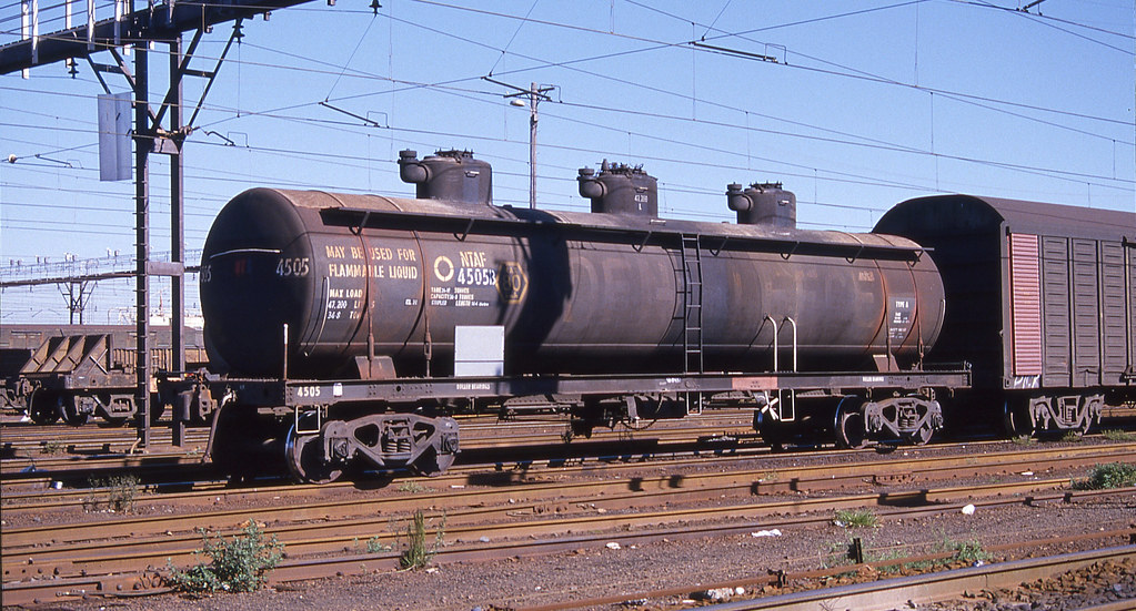 Rail Tank Car, Clyde, Sydney, NSW. KZ22 dunedoo Flickr