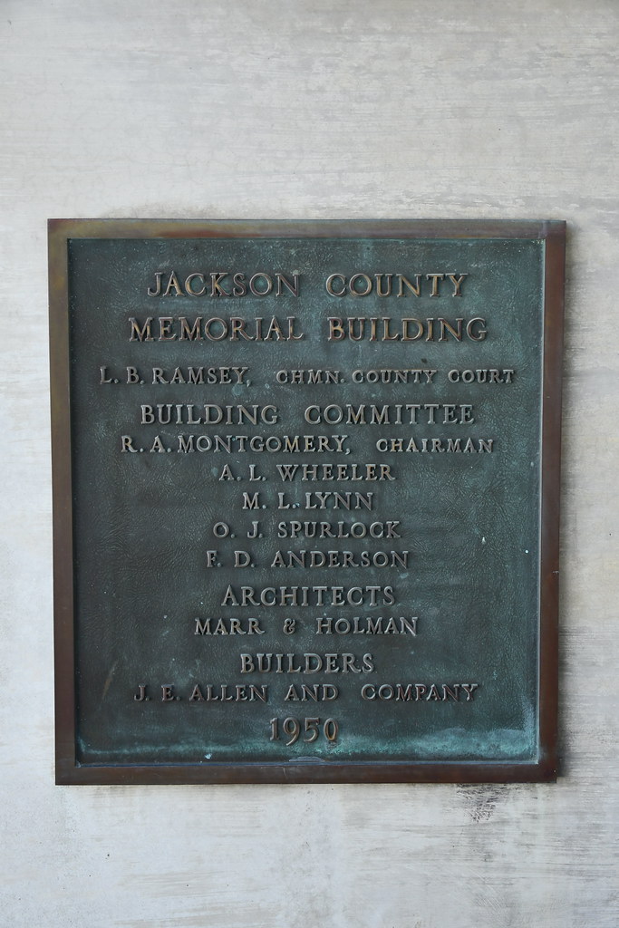 Jackson County Memorial Building (Gainesboro, Tennessee) Flickr