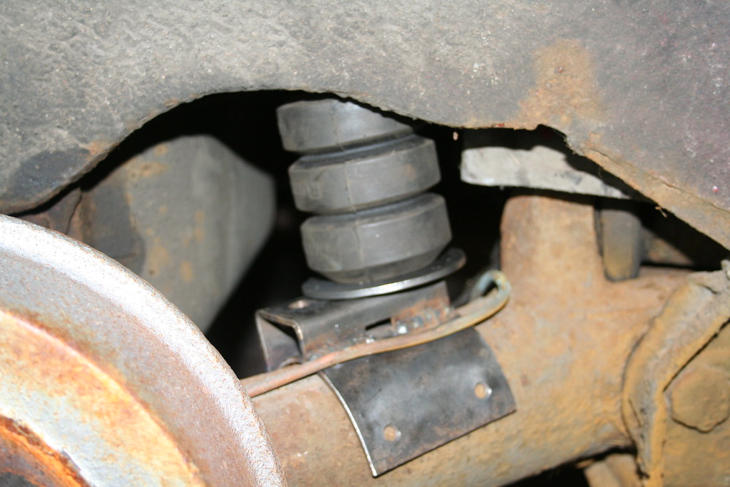 Rear spring assisters Penguin 45 Flickr