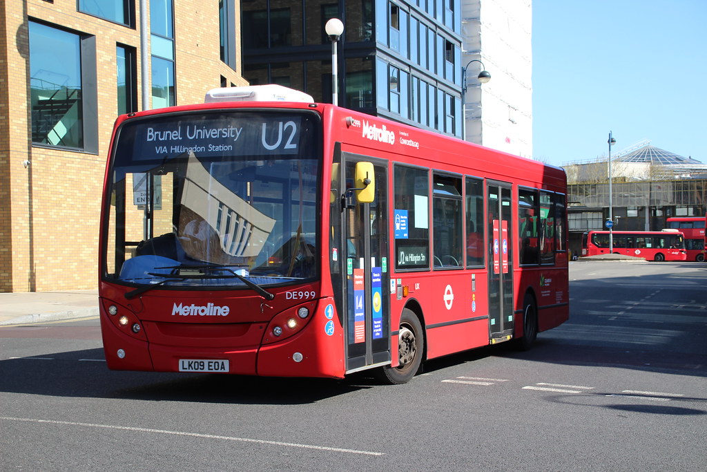 DE999 Metroline Uxbridge Bakers Road Kit Ma Flickr
