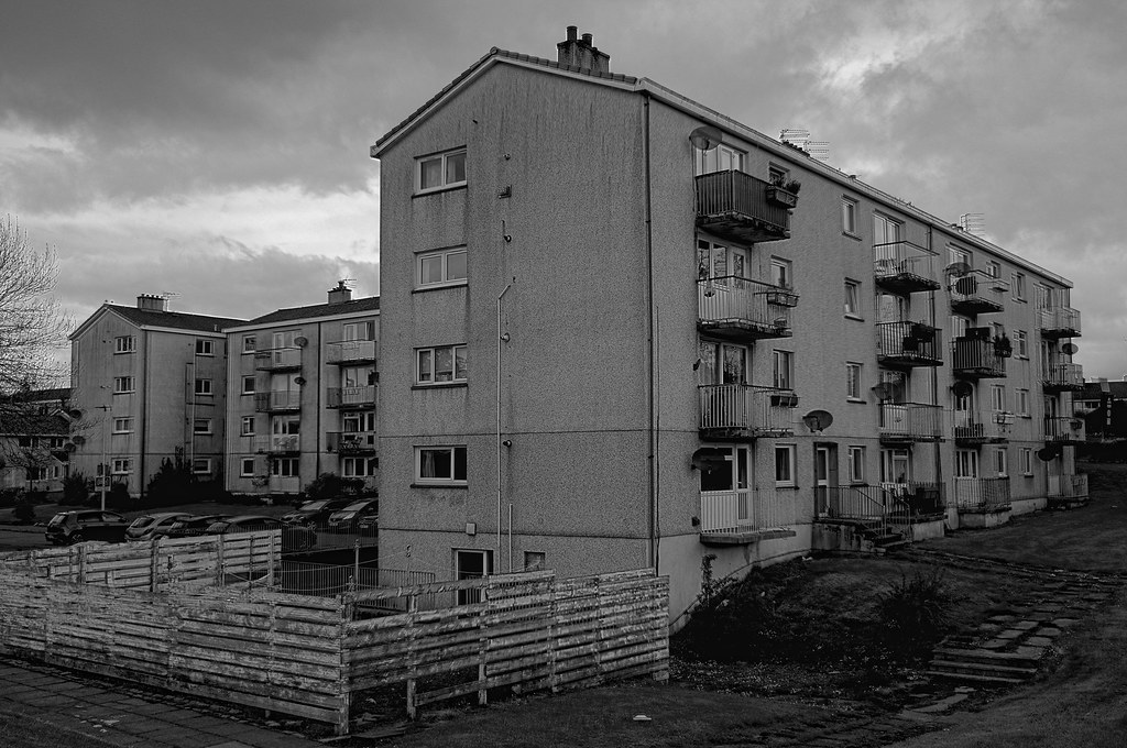 East Kilbride, Westwood flats Kimberly Gardens flats, East… Flickr