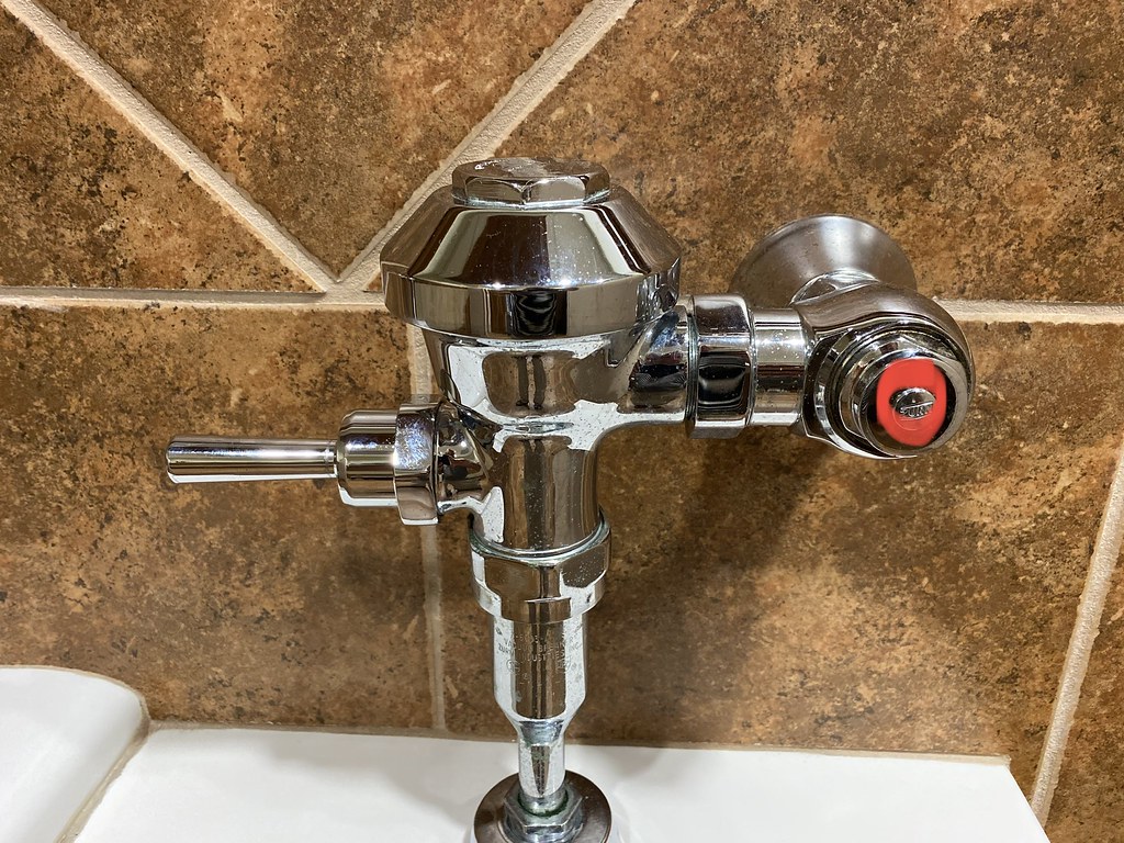 Urinal valve When a urinal won’t shut off.... you can pop … Flickr