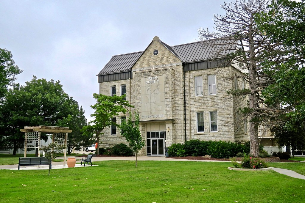 Trego County Courthouse, WaKeeney, KS Trego County Courtho… Flickr