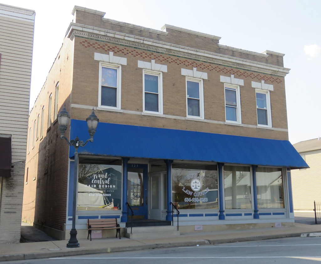 Storefront Building (Eureka, Missouri) Eureka, Missouri is… Flickr