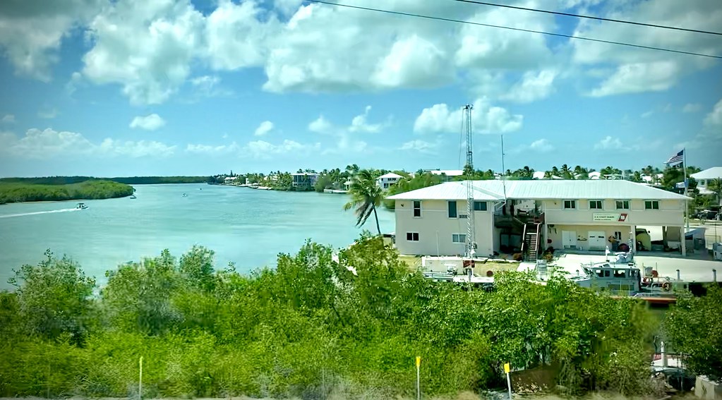 US Coast Guard Station at Snake Creek, Islamorada, Florida… Flickr
