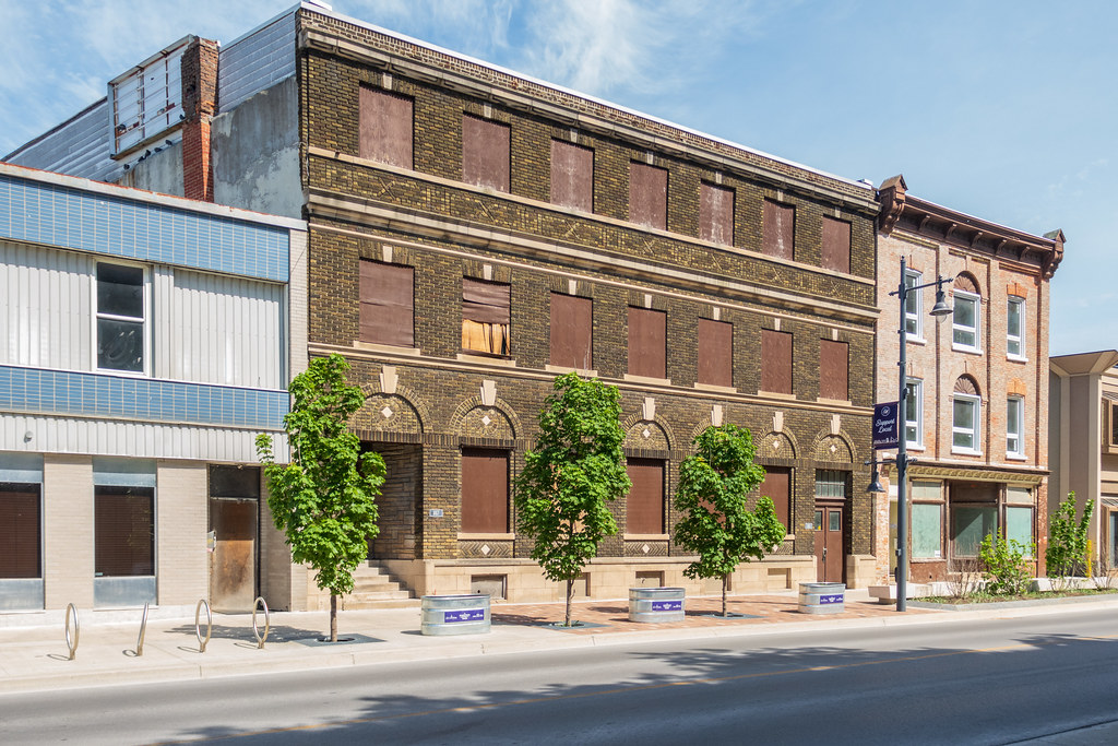 202104803 367 and 363 Front Street, Belleville, Ontario.… Flickr