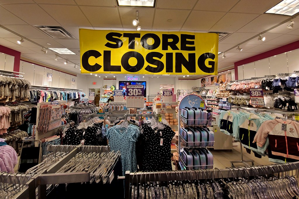 Closing Justice store at Tysons Corner [04] a photo on Flickriver