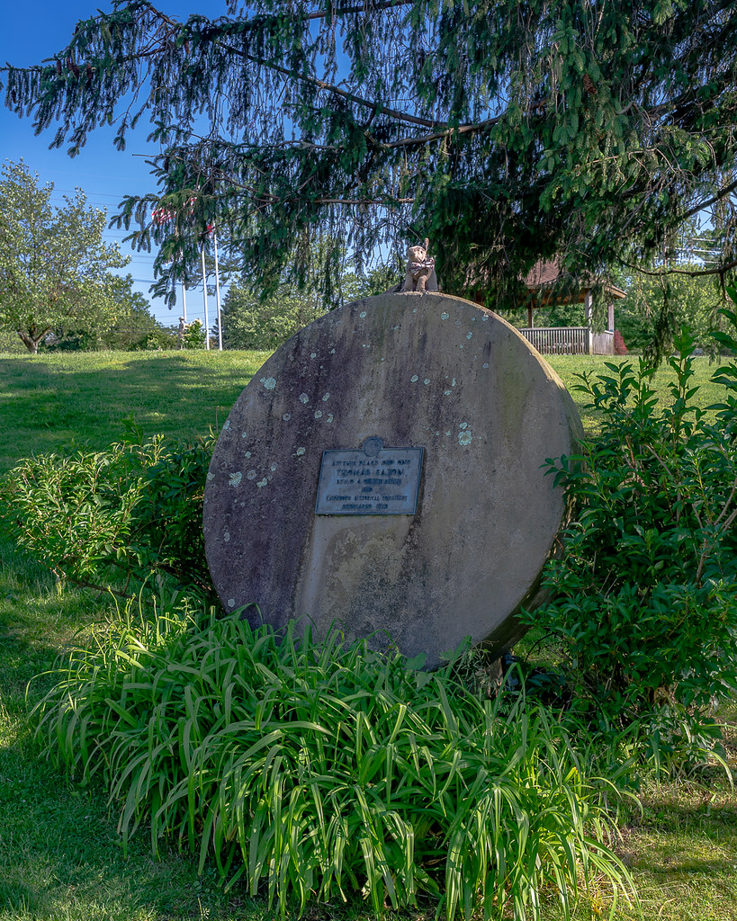 Wampum Brook Park, Eatontown, NJ Texas Aggiedillo™ (nineb… Flickr