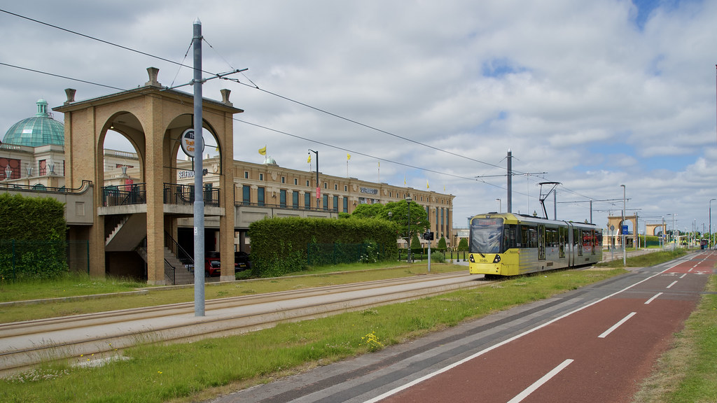 Trafford Centre. Manchester Metrolink. With the department… Flickr