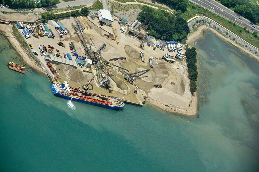 RX304361 Kendalls Wharf, Eastern Road, Portsmouth, Hampshi… Flickr