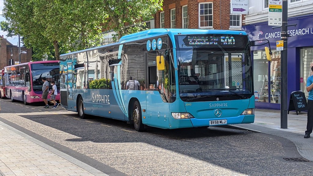 3043 BV58 MLJ Arriva (Beds and Bucks) MercedesBenz Ci… Flickr