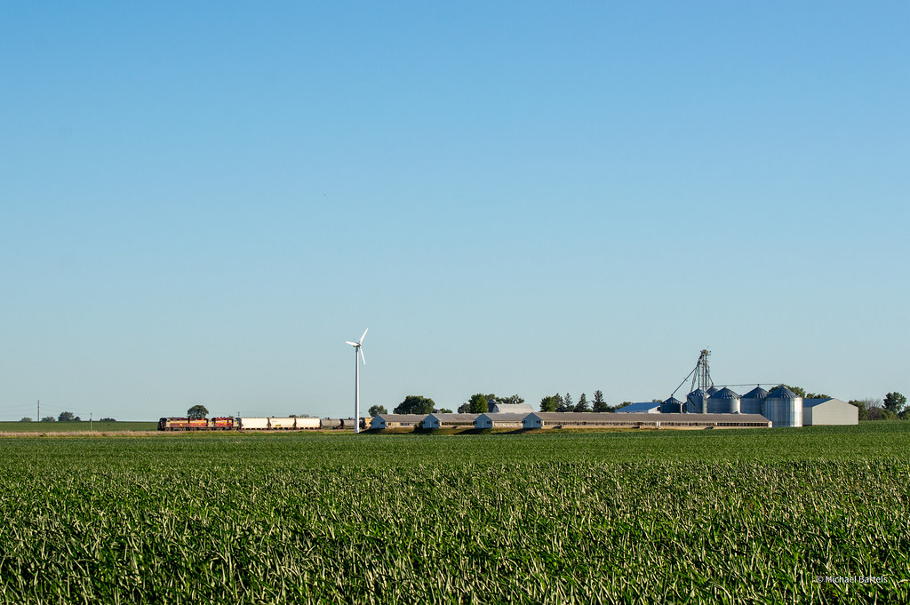 Doesnt Get More Iowan Than This IANRs OELWEIN 12 Job rumbl… Flickr