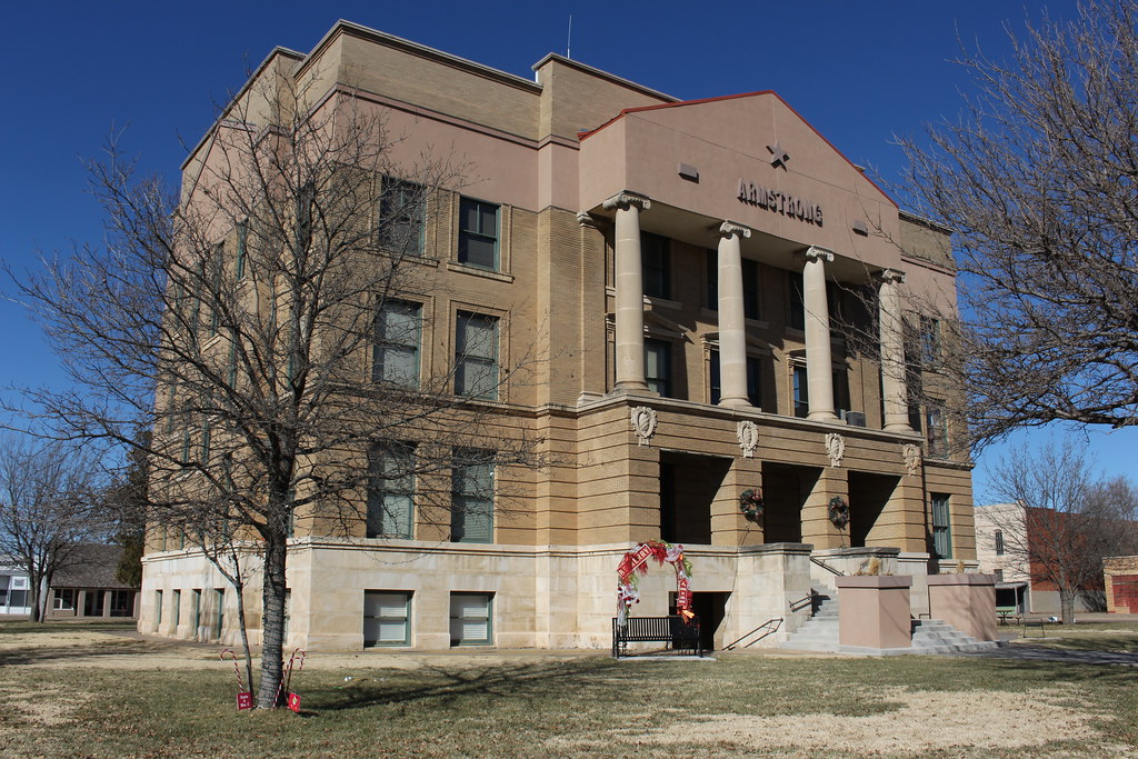 Armstrong County Courthouse, Claude, TX Joseph Flickr