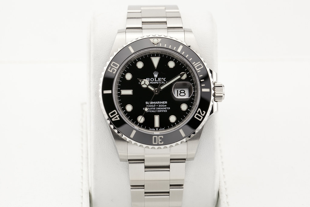 fsot Rolex Submariner Date 41mm Ceramic 126610LN ( excellent