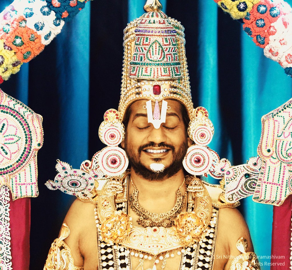 VENKATESHWARA BHAVA SAMADHI DARSHAN Receive initiation