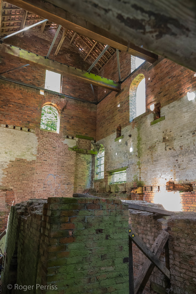 SELDOM SEEN ENGINE HOUSE PLUMBLEY COLLIERY, N.E.DERBYSHI… Flickr