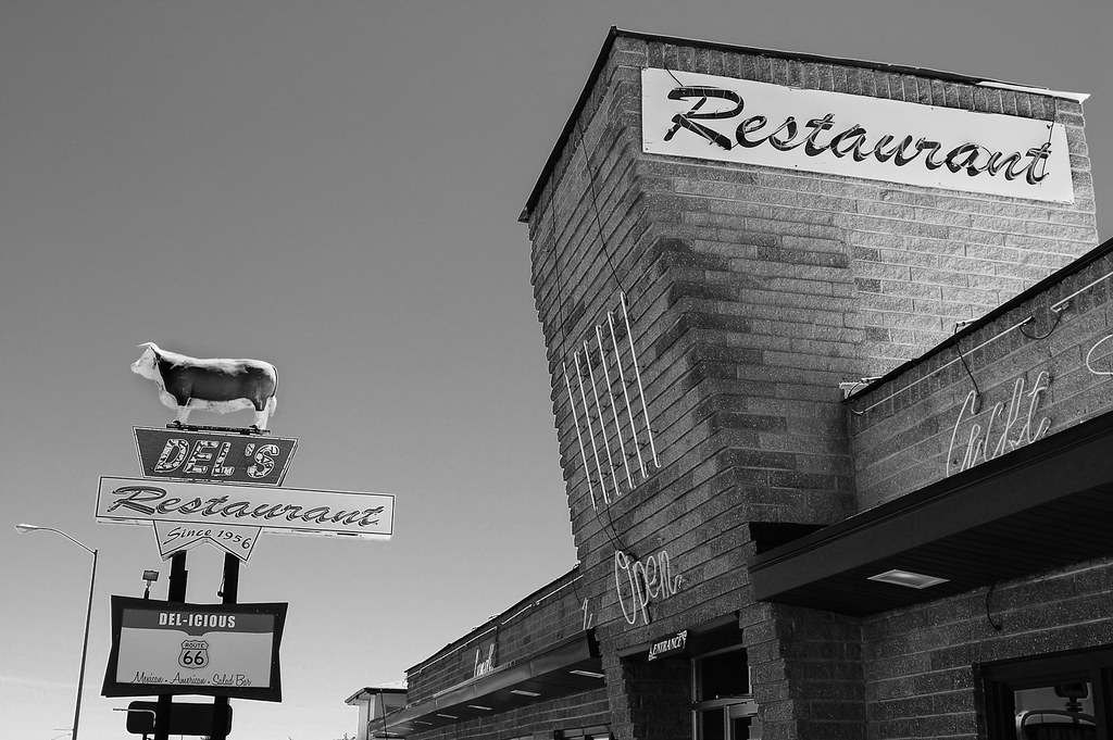 Del's Restaurant, Route 66, Tucumcari, New Mexico Susan Vammen Flickr
