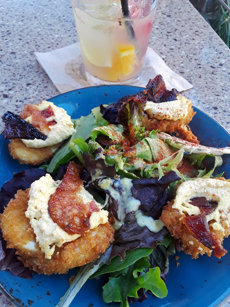 02202021/Lazy Dog Restaurant, Cupertino Ca 1 Farley Endeman Flickr