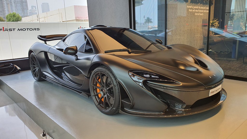 matte black McLaren P1 McLaren P1 3.8 L twin turbo V8 hybr… Flickr
