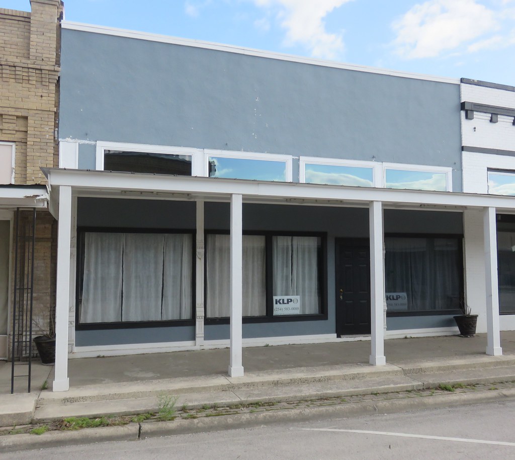 Storefront Building (Rosebud, Texas) Located at 329 West M… Flickr