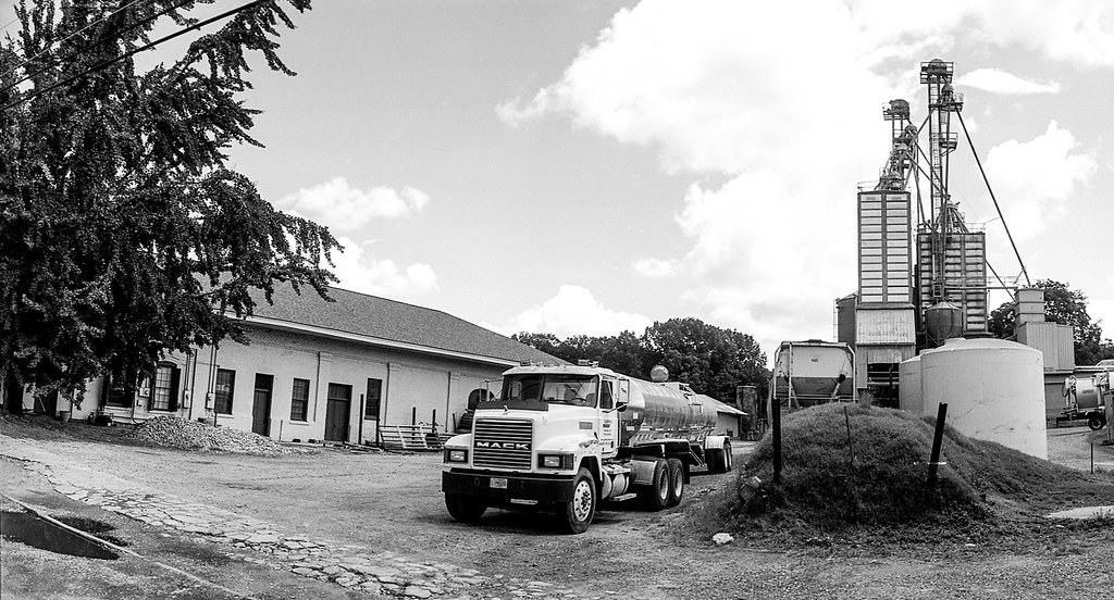 Godfrey's Feed Panorama Madison, Russian swinglen… Flickr