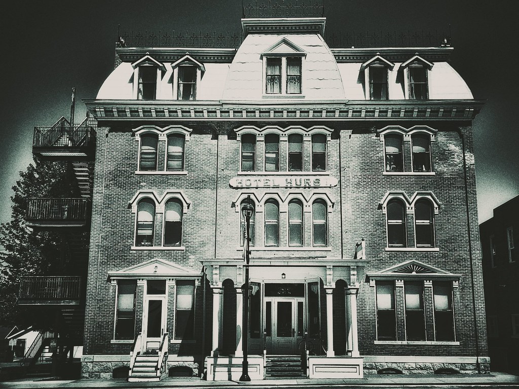 the hotel hurst... Built in 1897,the Hotel Hurst brought a… Flickr