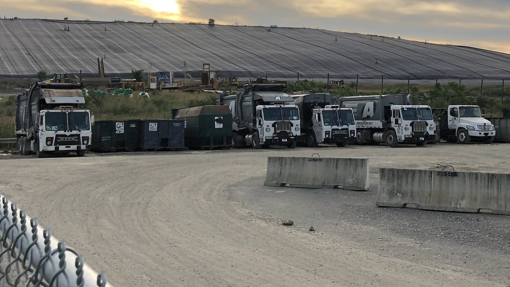 Advanced Disposal Shippensburg Shippensburg is down to jus… Flickr