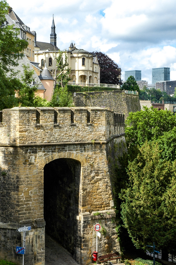 Porte espagnole! /Spain door! La porte espagnole est situé… Flickr
