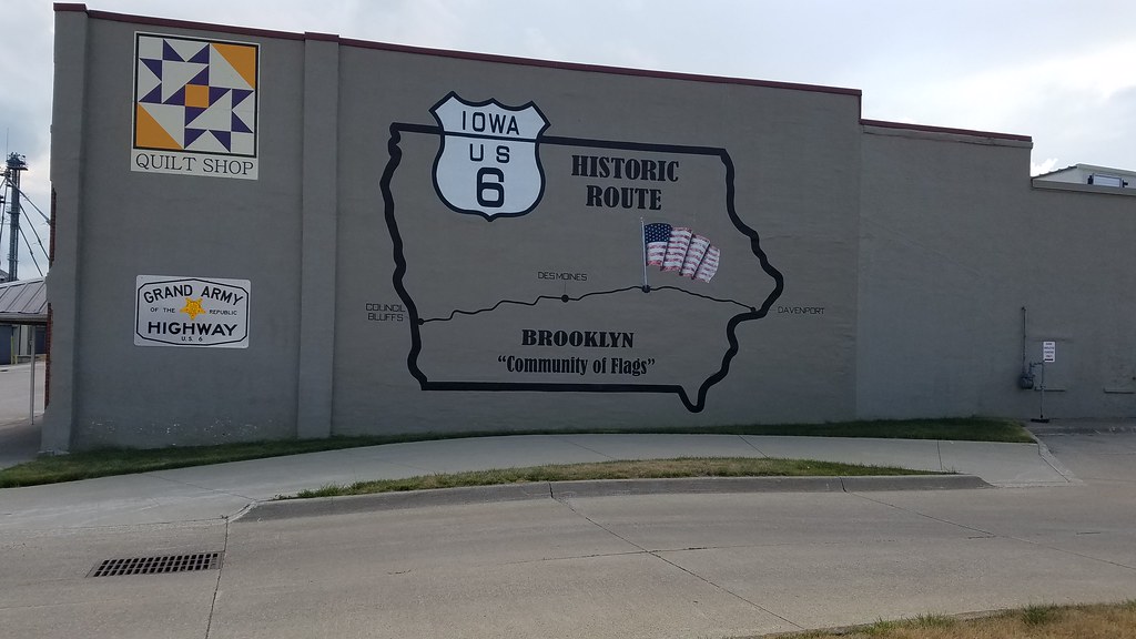 Brooklyn, Iowa US 6 wall mural at Brooklyn, Iowa US 71 Flickr