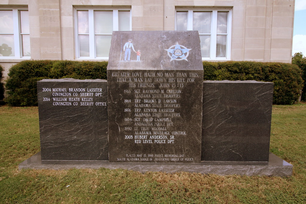 Covington County Police Memorial This memorial is placed o… Flickr